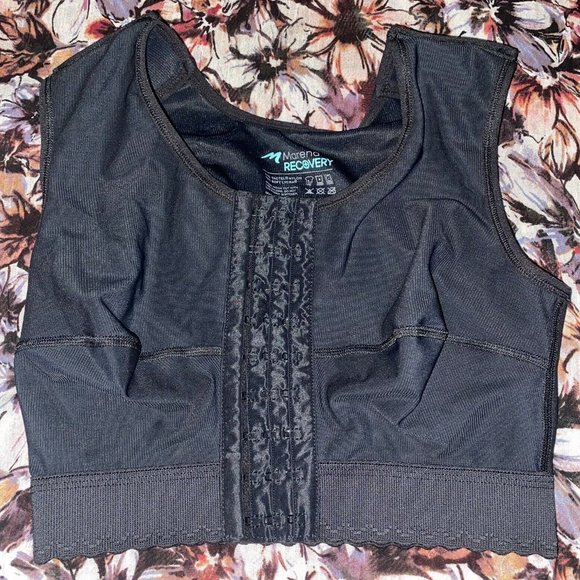 NWOT size M BLACK Marena Recovery Sleeveless Vest - STYLE NO. FVNS - Picture 7 of 13